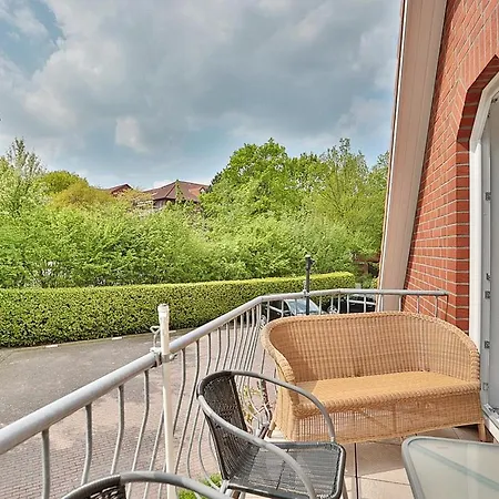 Am Rosenhain 23 Am Rosenhain 23 05 * Timmendorfer Strand